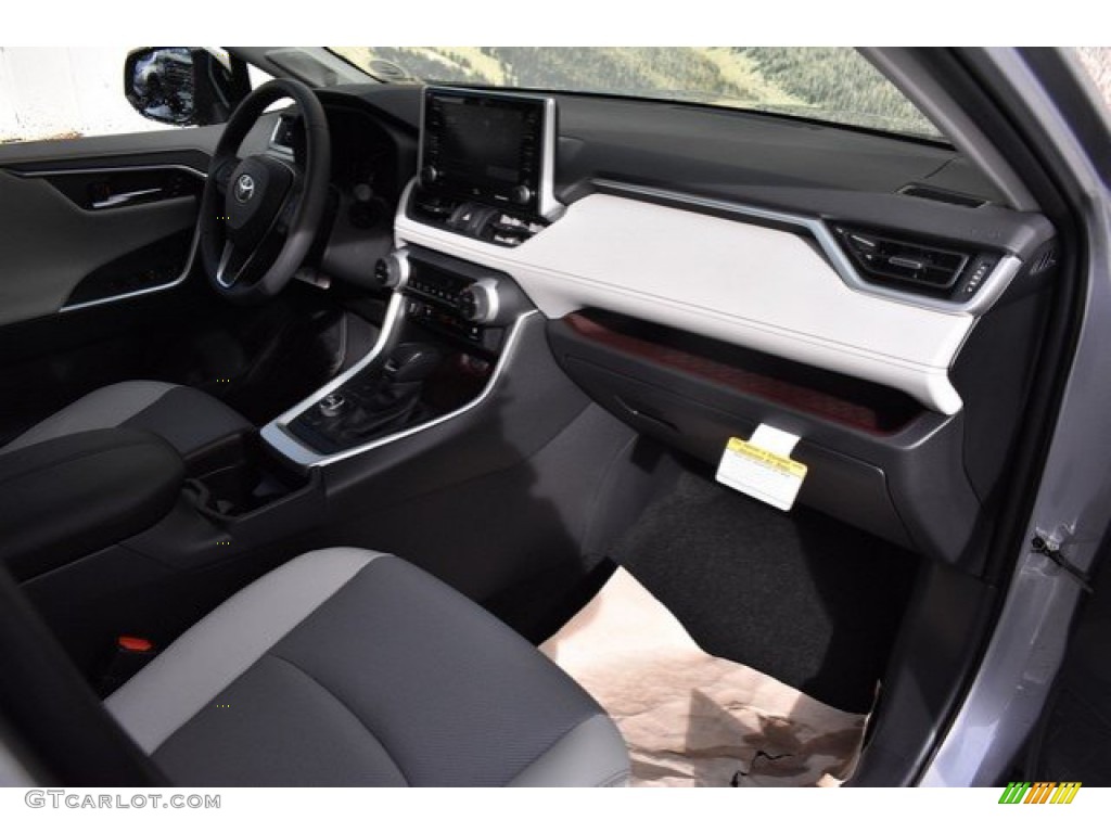 2019 RAV4 Limited AWD - Silver Sky Metallic / Light Gray photo #11