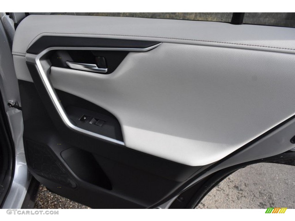 2019 RAV4 Limited AWD - Silver Sky Metallic / Light Gray photo #23