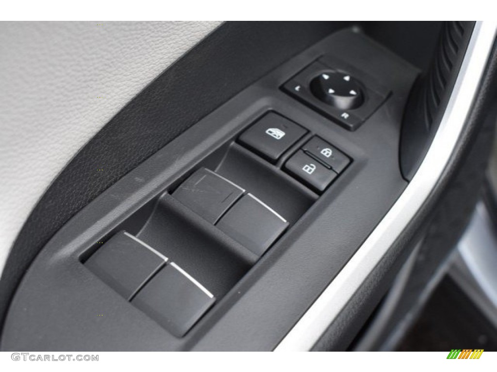 2019 RAV4 Limited AWD - Silver Sky Metallic / Light Gray photo #24