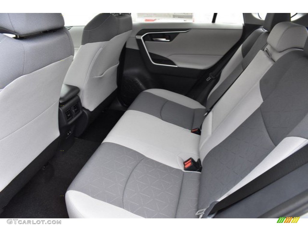 2019 RAV4 XLE AWD - Silver Sky Metallic / Light Gray photo #15