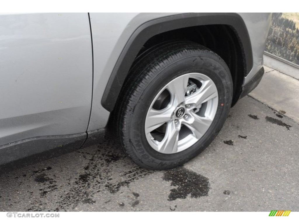 2019 RAV4 XLE AWD - Silver Sky Metallic / Light Gray photo #36