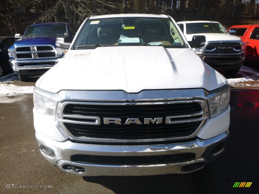 2019 1500 Big Horn Crew Cab 4x4 - Bright White / Black/Light Mountain Brown photo #8