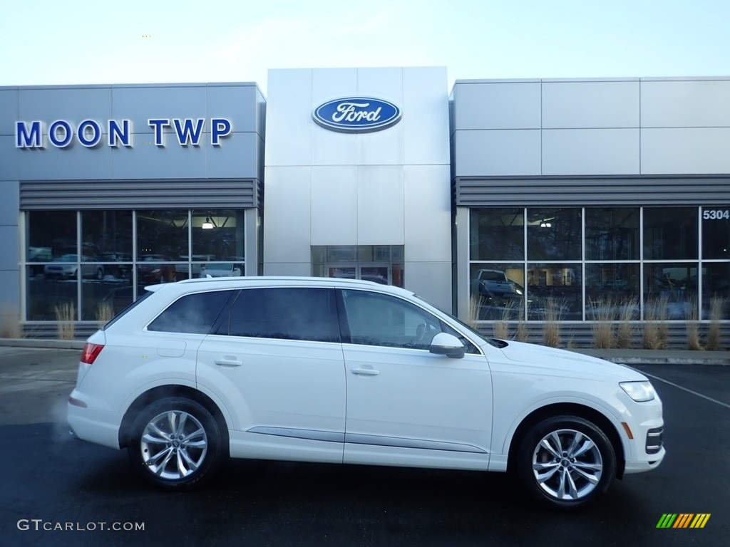 2017 Q7 3.0T quattro Premium Plus - Glacier White Metallic / Rock Gray photo #1
