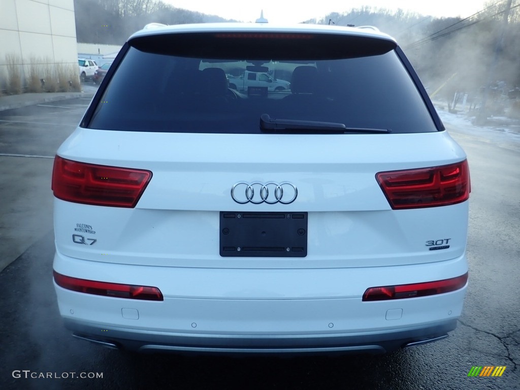 2017 Q7 3.0T quattro Premium Plus - Glacier White Metallic / Rock Gray photo #3