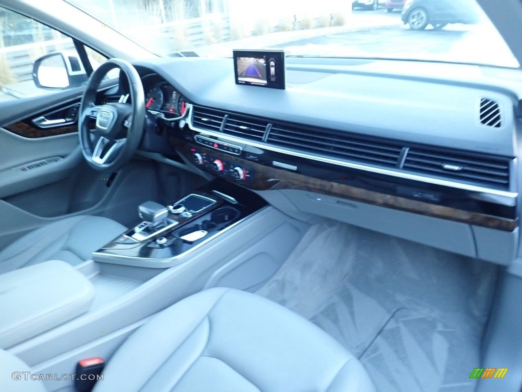 2017 Q7 3.0T quattro Premium Plus - Glacier White Metallic / Rock Gray photo #11