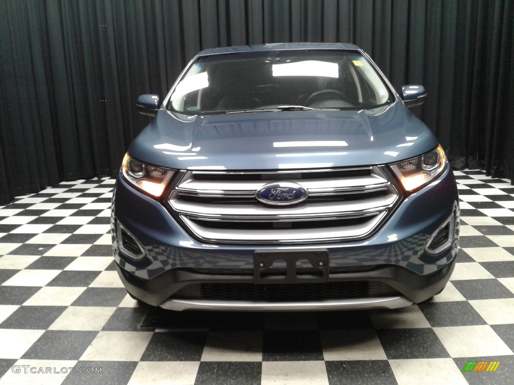 2018 Edge Titanium AWD - Blue / Ebony photo #3