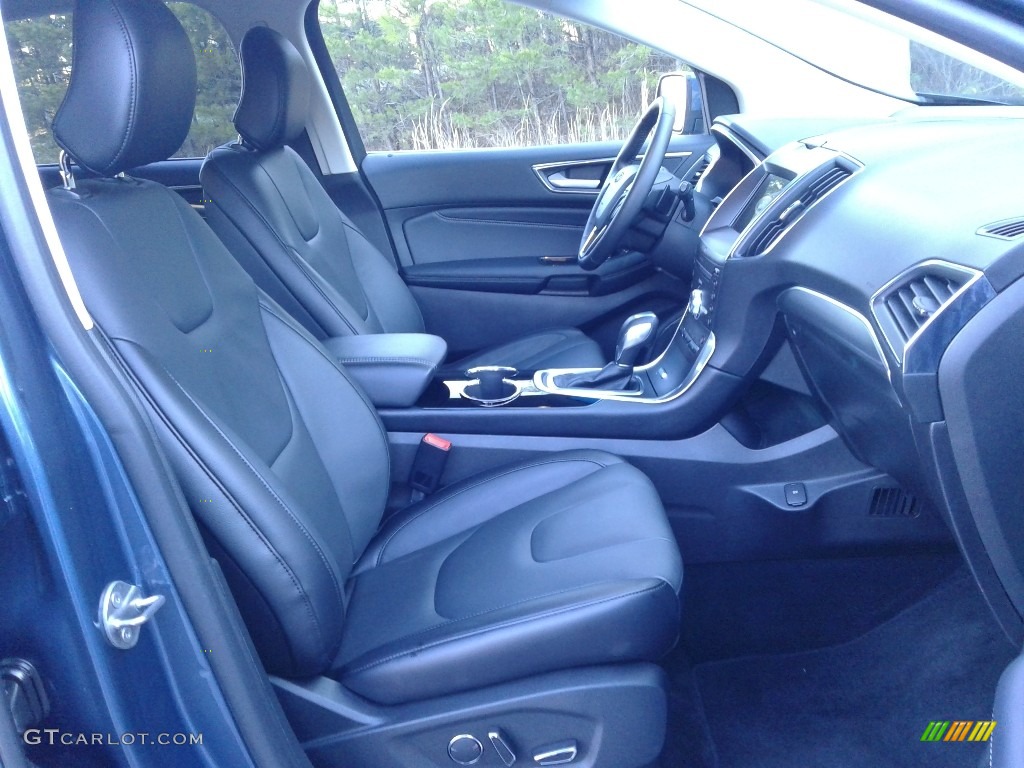 2018 Edge Titanium AWD - Blue / Ebony photo #18