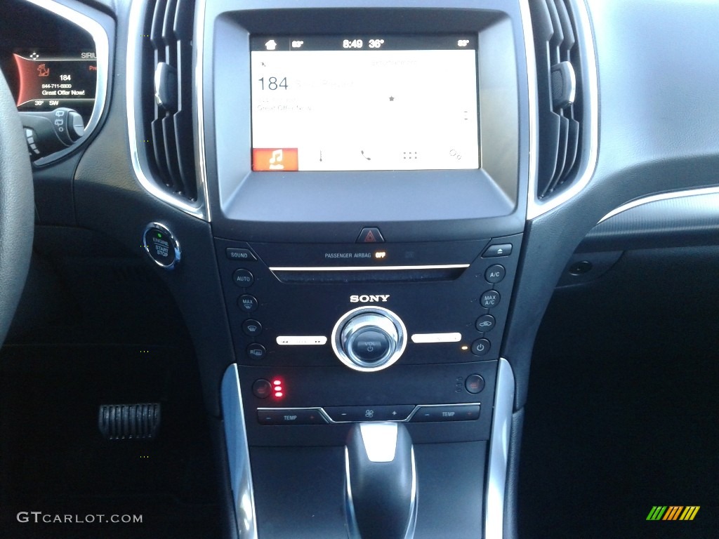 2018 Edge Titanium AWD - Blue / Ebony photo #23
