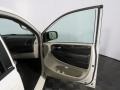 Stone White - Grand Caravan SE Photo No. 38