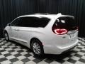 Bright White - Pacifica Touring L Photo No. 8
