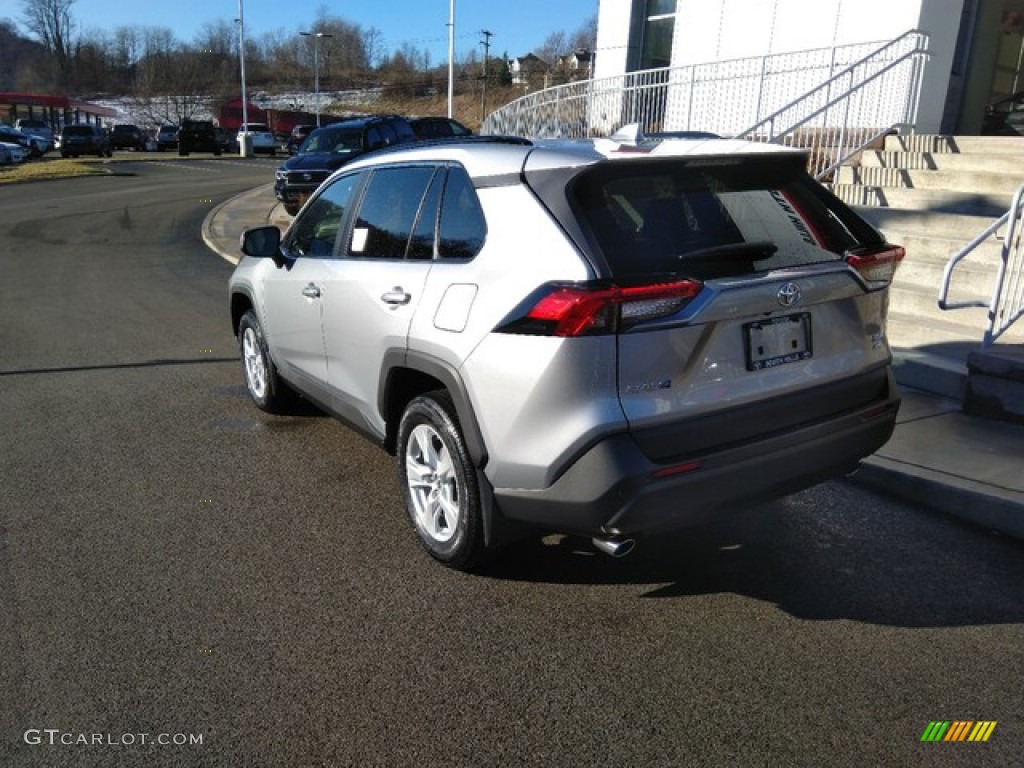 2019 RAV4 XLE AWD - Silver Sky Metallic / Black photo #3