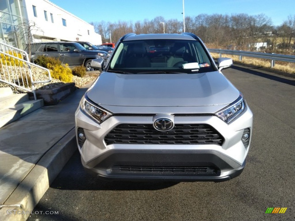 2019 RAV4 XLE AWD - Silver Sky Metallic / Black photo #8