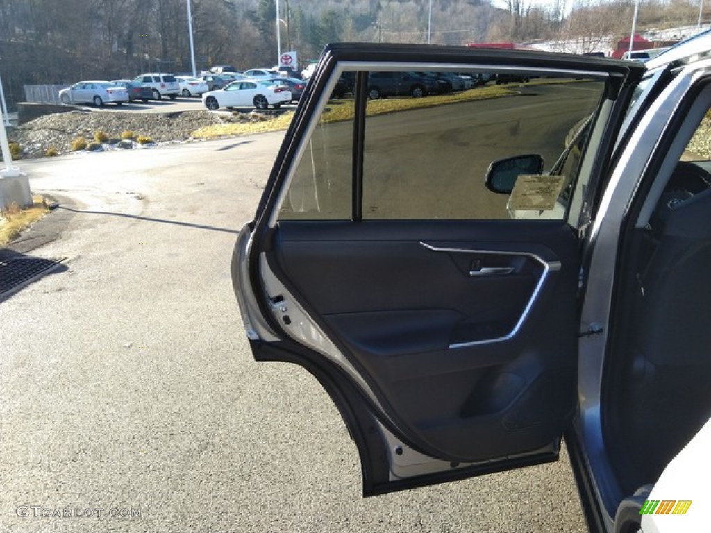 2019 RAV4 XLE AWD - Silver Sky Metallic / Black photo #14