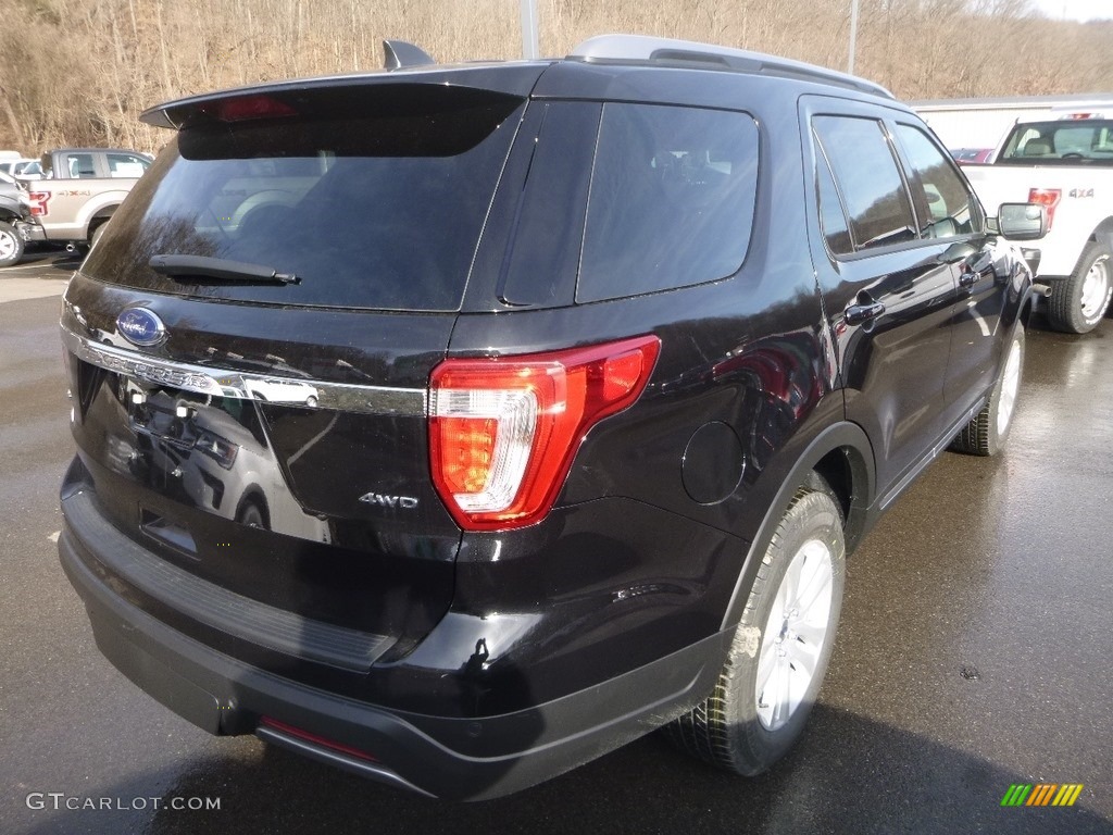 2019 Explorer XLT 4WD - Agate Black / Medium Black photo #2