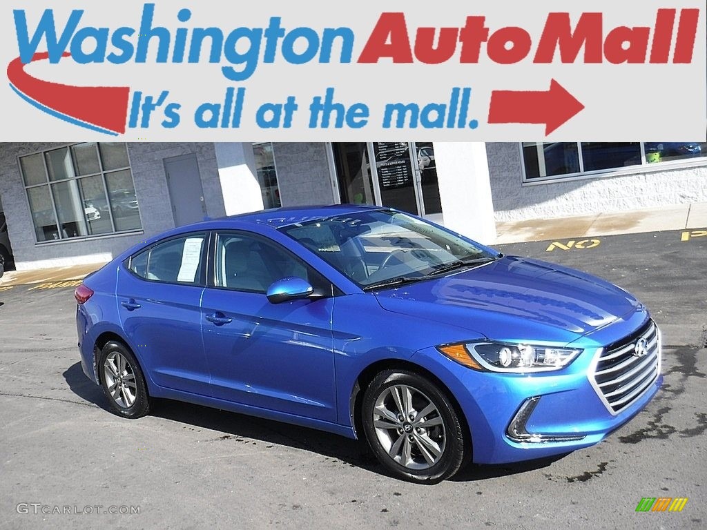 2017 Electric Blue Hyundai Elantra SE 131732258 Car
