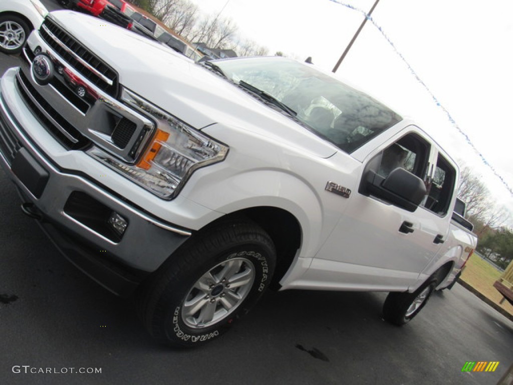 2019 F150 XLT SuperCrew 4x4 - Oxford White / Earth Gray photo #29