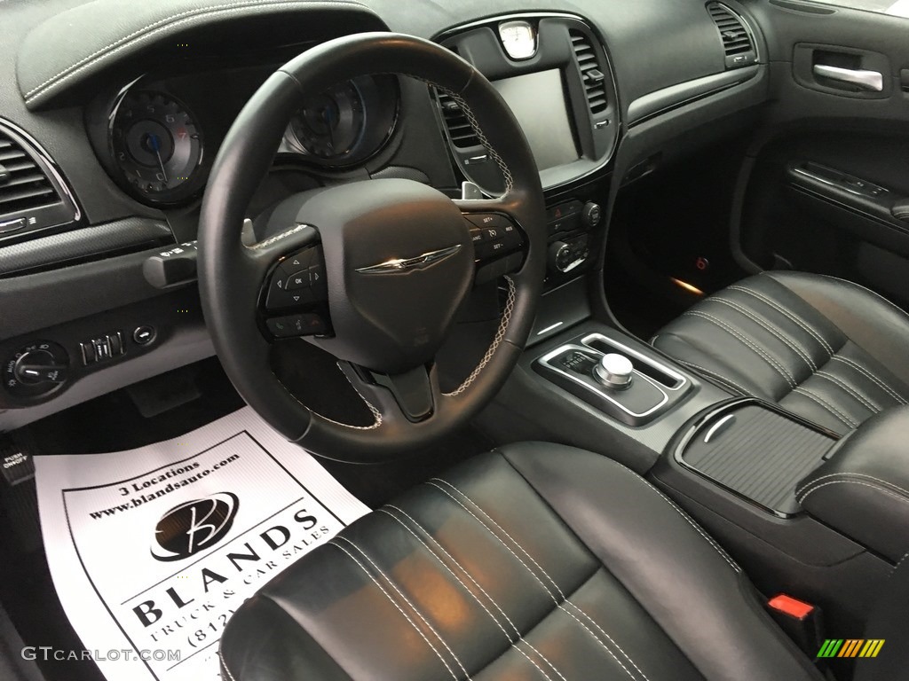 2016 300 S AWD - Redline Red Tri-Coat Pearl / Black photo #5