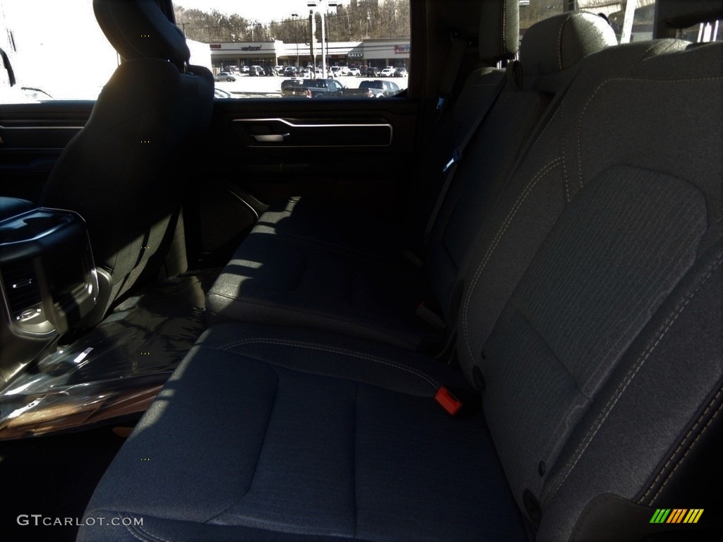 2019 1500 Big Horn Crew Cab 4x4 - Bright White / Black photo #11