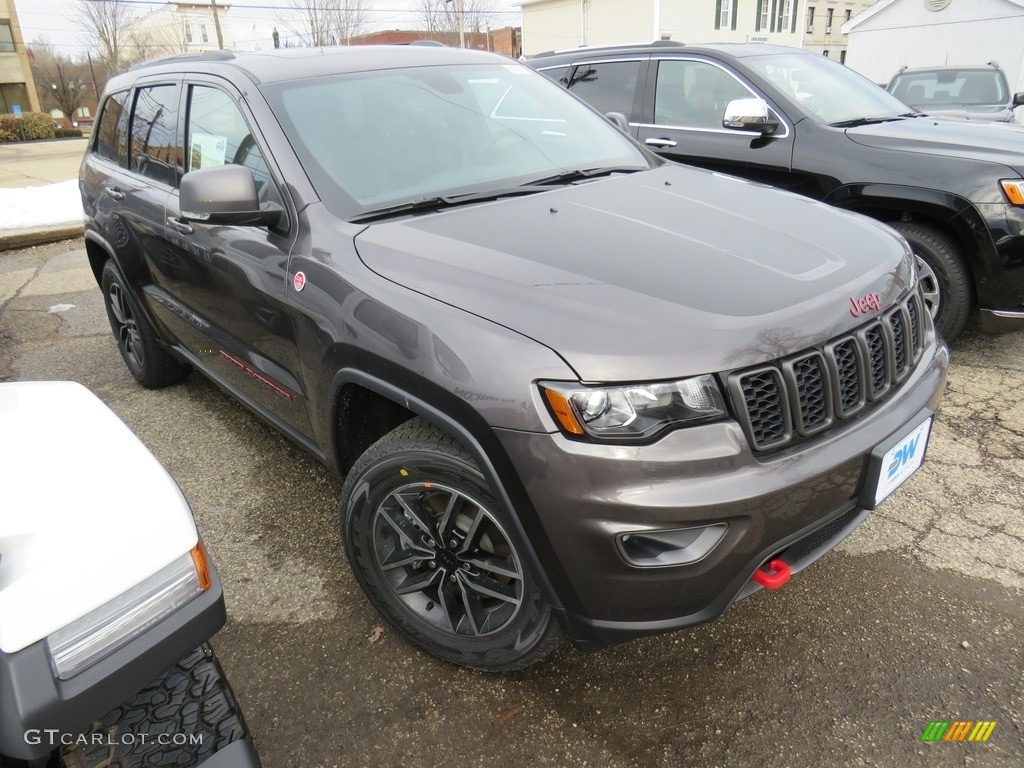 2019 Grand Cherokee Trailhawk 4x4 - Granite Crystal Metallic / Black photo #8