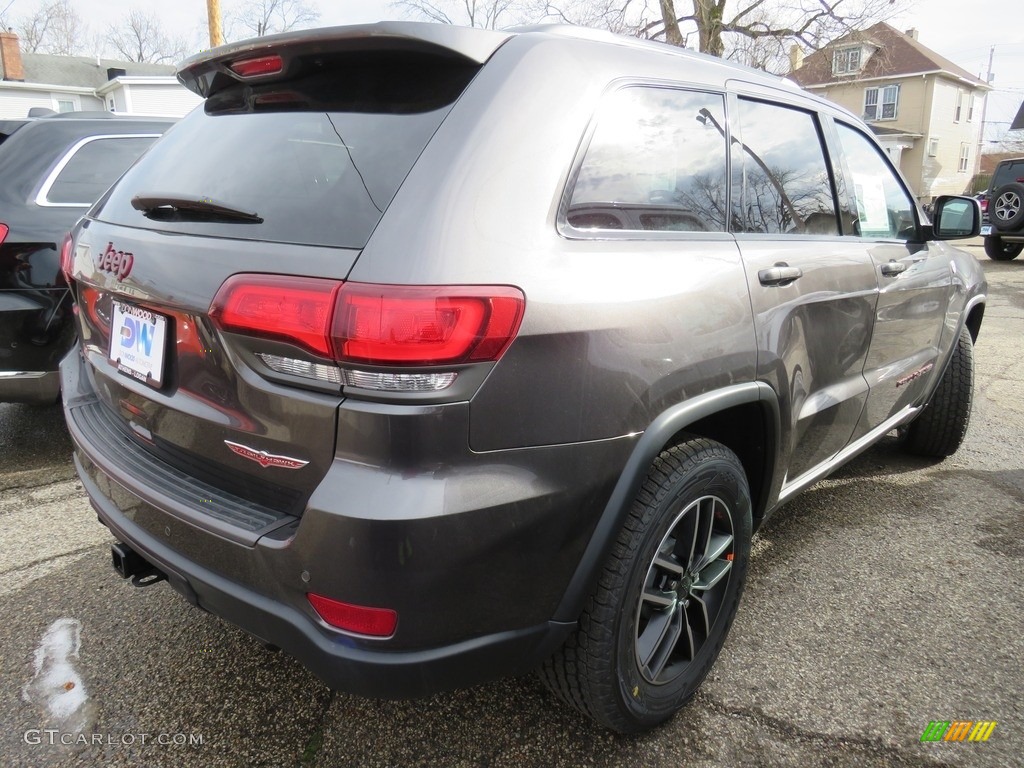 2019 Grand Cherokee Trailhawk 4x4 - Granite Crystal Metallic / Black photo #21