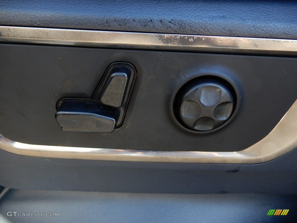 2019 1500 Limited Crew Cab 4x4 - Granite Crystal Metallic / Indigo/Frost photo #16