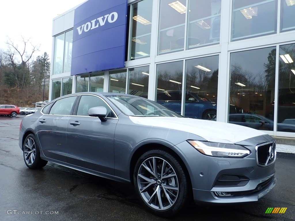 2019 Volvo S90 T5 AWD Momentum Exterior Photos
