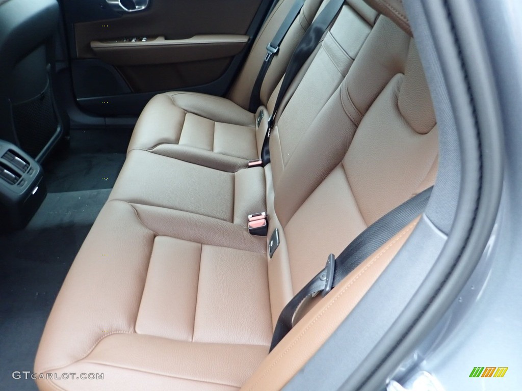 2019 Volvo S90 T5 AWD Momentum Rear Seat Photo #131771942