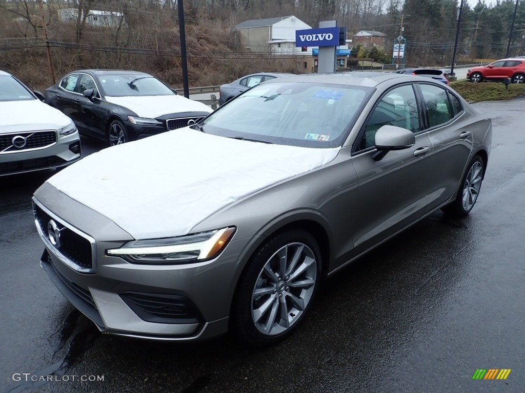 Pebble Gray Metallic 2019 Volvo S60 T5 Momentum Exterior Photo #131772656