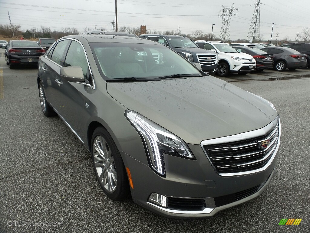 2019 XTS Luxury AWD - Bronze Dune Metallic / Shale/Jet Black photo #1