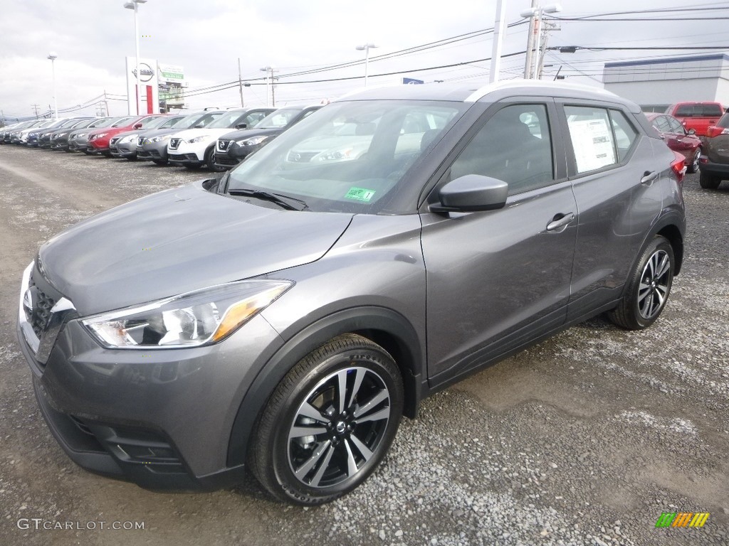 2019 Nissan Kicks SV Exterior Photos