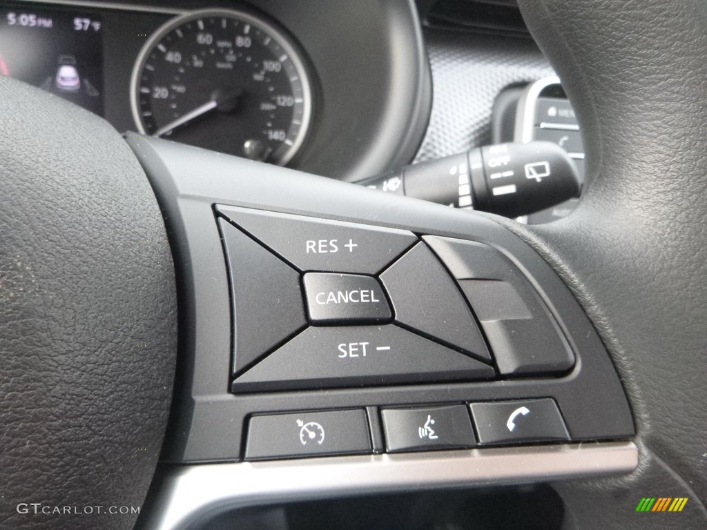 2019 Nissan Kicks SV Controls Photo #131775917