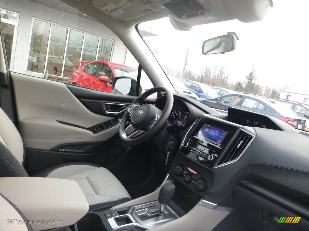 2019 Forester 2.5i - Jasper Green Metallic / Gray photo #11