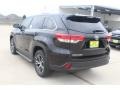 2019 Midnight Black Metallic Toyota Highlander XLE  photo #6