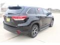 2019 Midnight Black Metallic Toyota Highlander XLE  photo #8