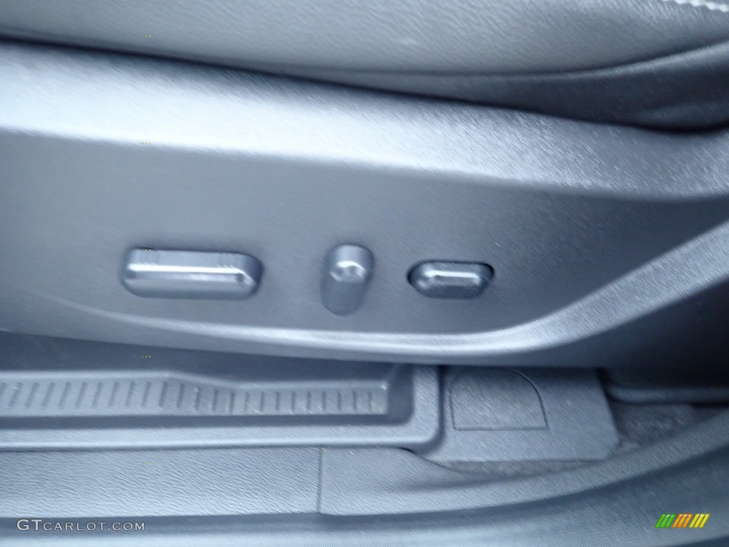 2015 C-Max Hybrid SEL - Ingot Silver Metallic / Charcoal Black photo #21