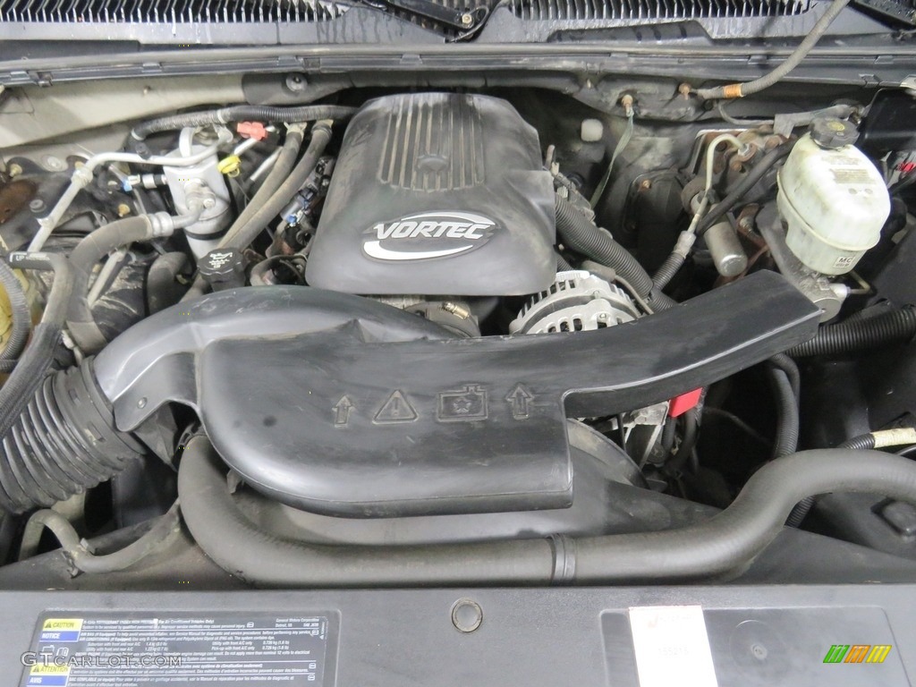 2004 Suburban 1500 LS 4x4 - Silver Birch Metallic / Gray/Dark Charcoal photo #7
