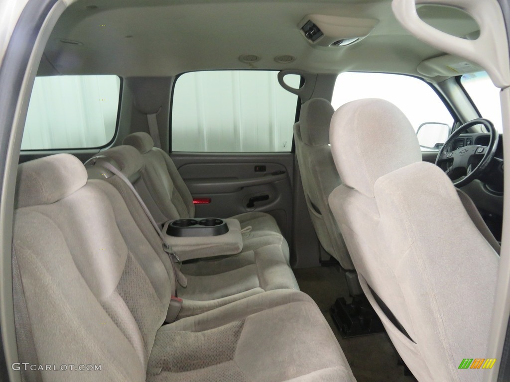 2004 Suburban 1500 LS 4x4 - Silver Birch Metallic / Gray/Dark Charcoal photo #37