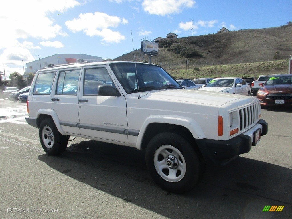 Stone White Jeep Cherokee