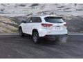 2019 Blizzard Pearl White Toyota Highlander XLE AWD  photo #3