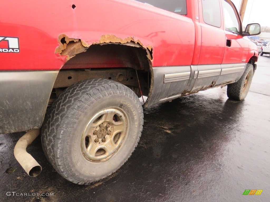 2000 Silverado 1500 LS Extended Cab 4x4 - Victory Red / Graphite photo #15