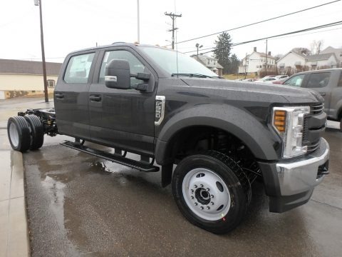 2019 Ford F550 Super Duty XL Crew Cab 4x4 Chassis Data, Info and Specs