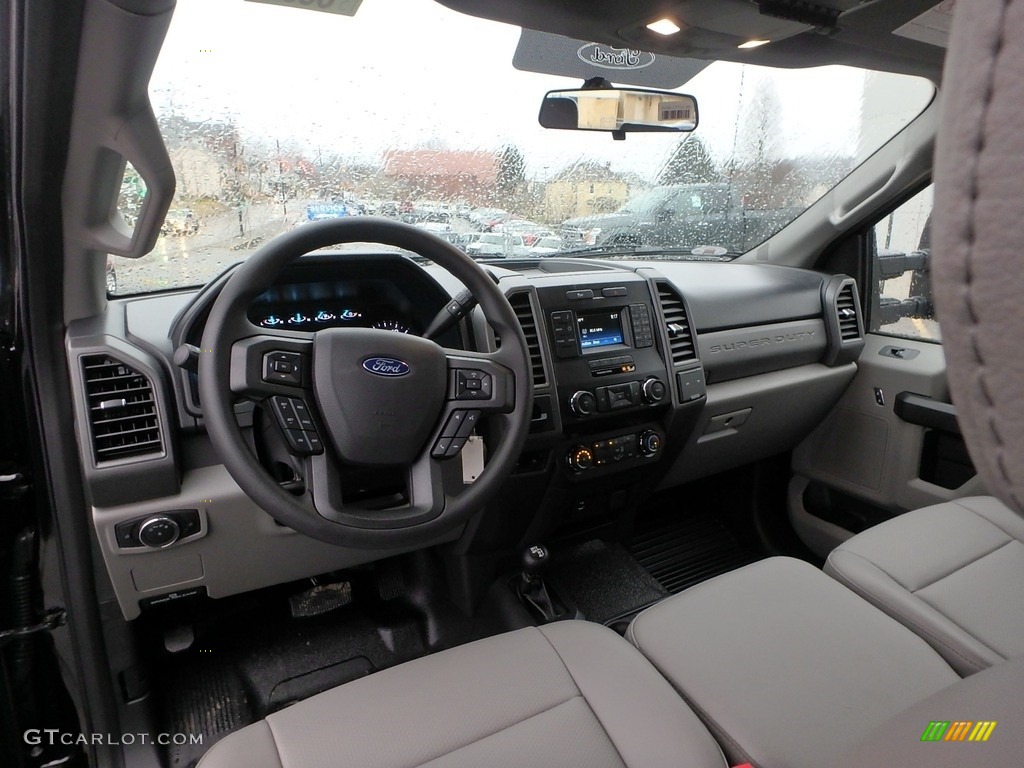 2019 Ford F550 Super Duty XL Crew Cab 4x4 Chassis Interior Color Photos