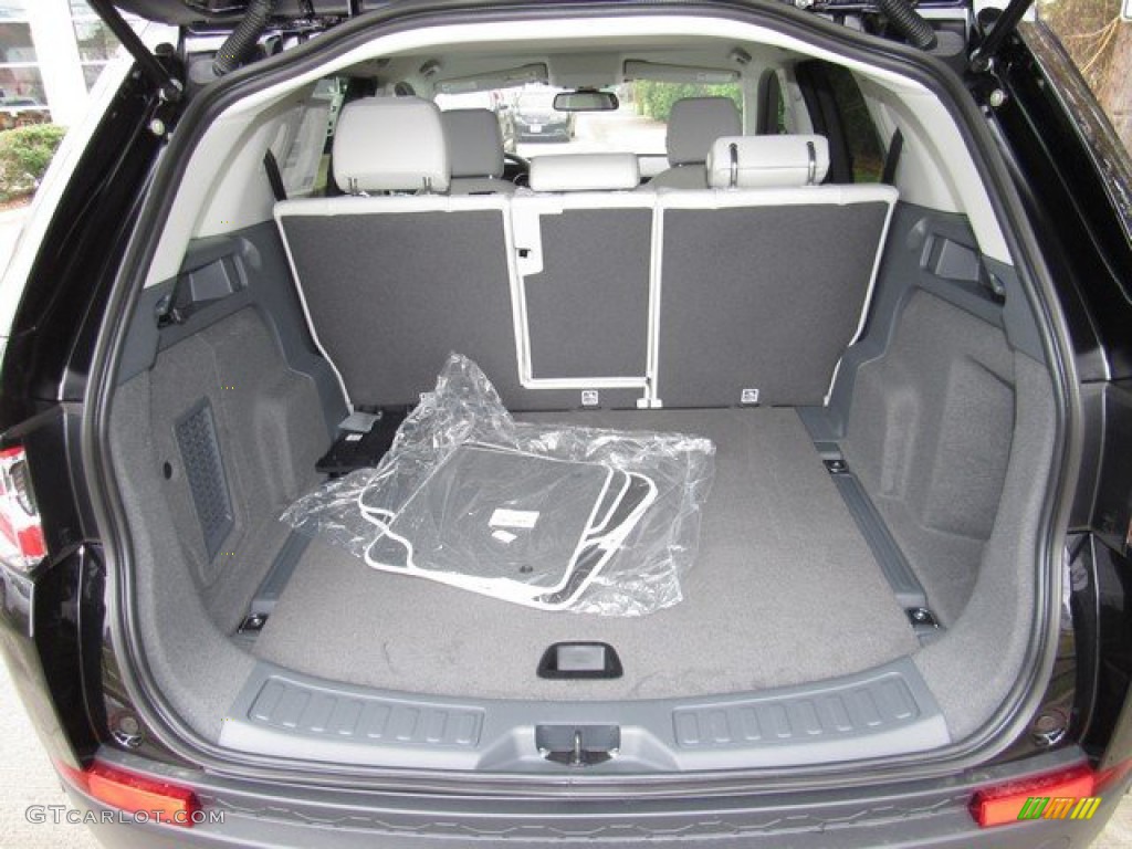 2019 Land Rover Discovery Sport SE Trunk Photo #131796283