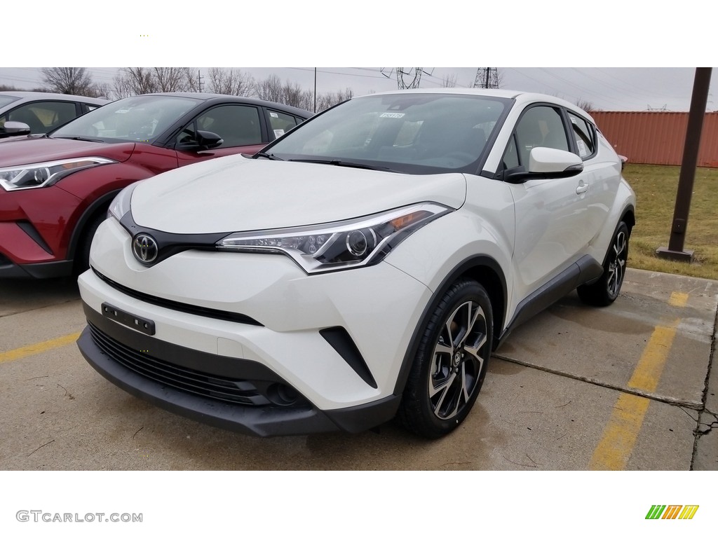 Blizzard White Pearl 2019 Toyota C-HR XLE Exterior Photo #131798135