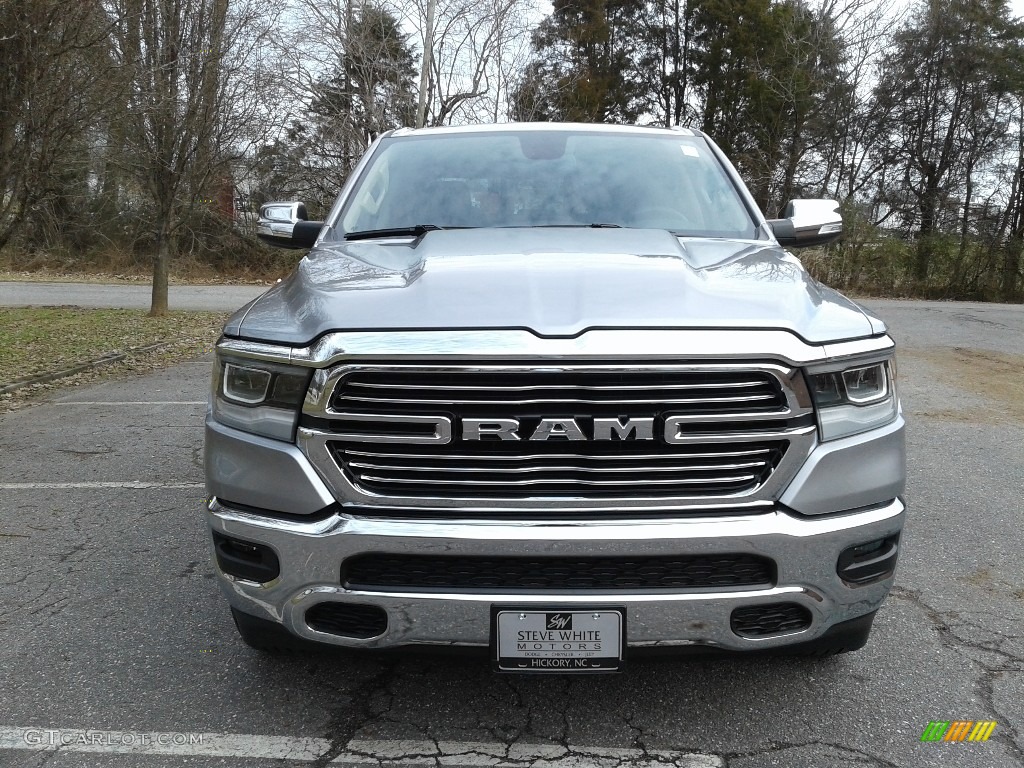 2019 1500 Laramie Crew Cab 4x4 - Billett Silver Metallic / Black photo #3