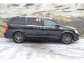 2017 Black Onyx Dodge Grand Caravan SXT  photo #2