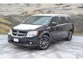 2017 Black Onyx Dodge Grand Caravan SXT  photo #5