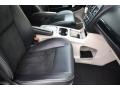 Black Onyx - Grand Caravan SXT Photo No. 17