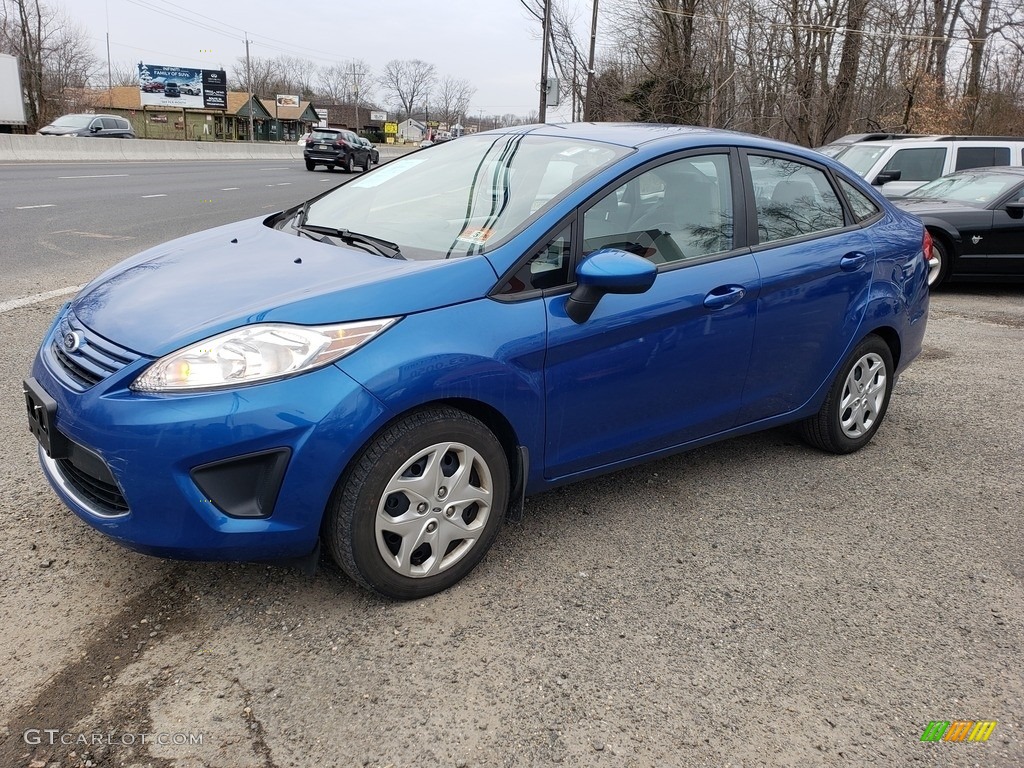 2011 Fiesta S Sedan - Blue Flame Metallic / Light Stone/Charcoal Black Cloth photo #7