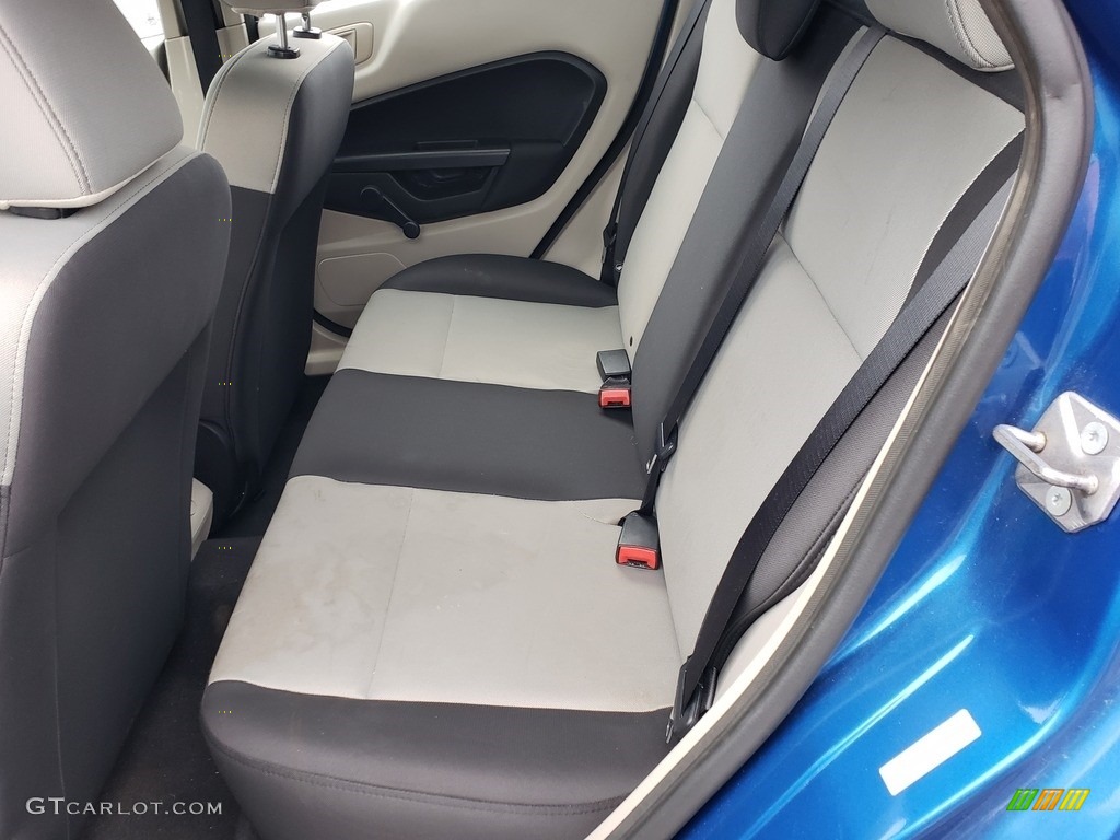 2011 Fiesta S Sedan - Blue Flame Metallic / Light Stone/Charcoal Black Cloth photo #14